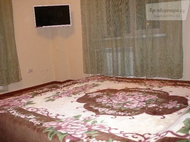 Солнечная улица, 4