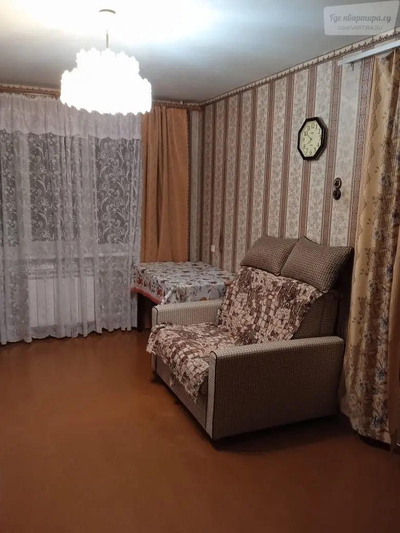 Аэродромная улица, 35