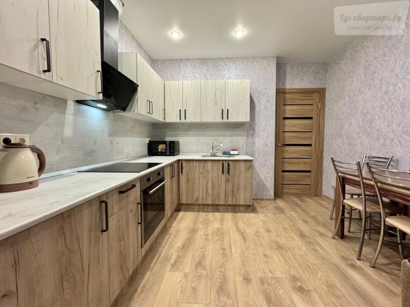 бульвар Комарова, 1Ес3