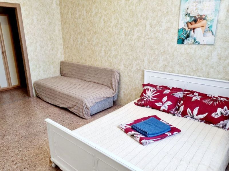 Осетинская улица, 7