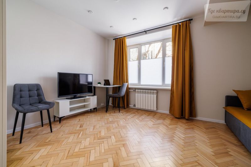 Зоологическая улица, 32