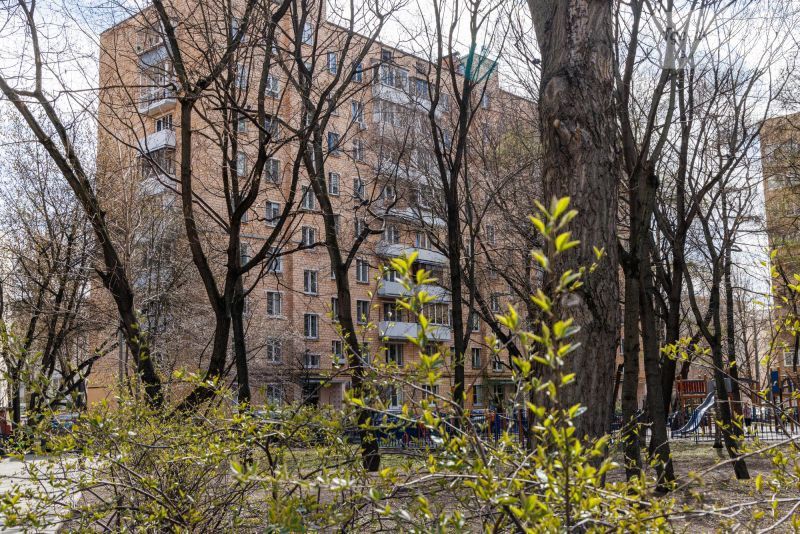 Зоологическая улица, 32