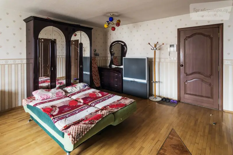 проспект Карла Маркса, 10