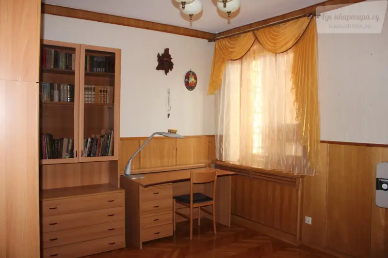 проспект Ленина, 1